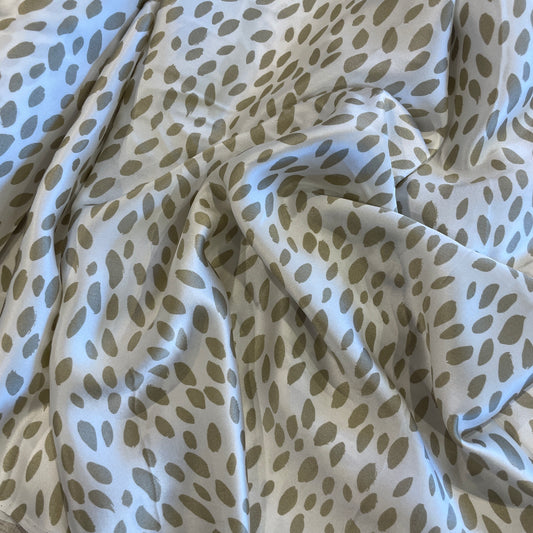 Jungle pride spot silk satin