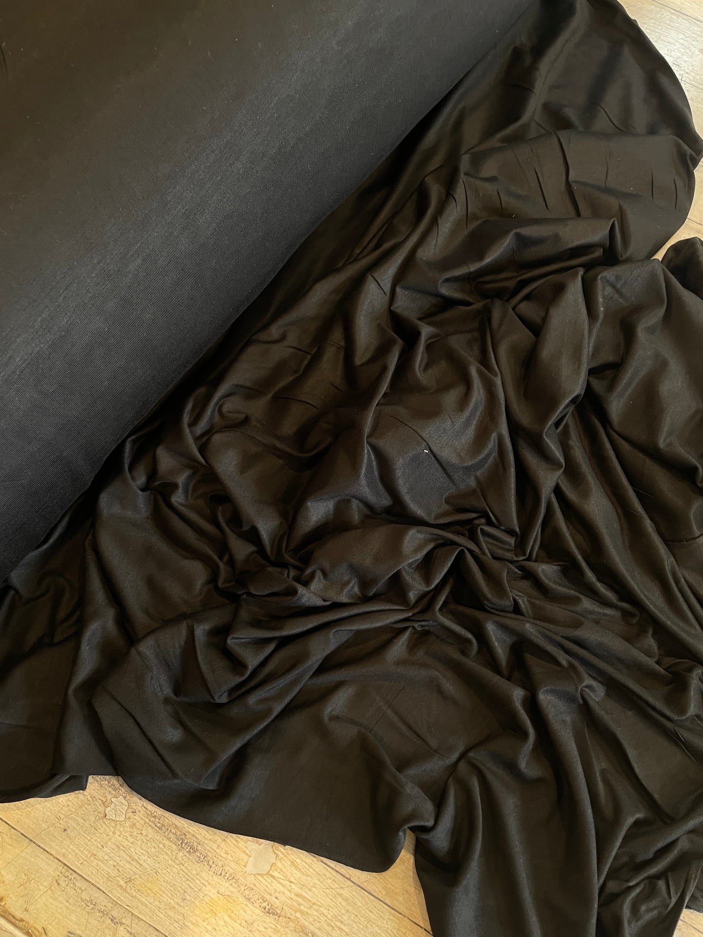 sarah black lightweight viscose knit