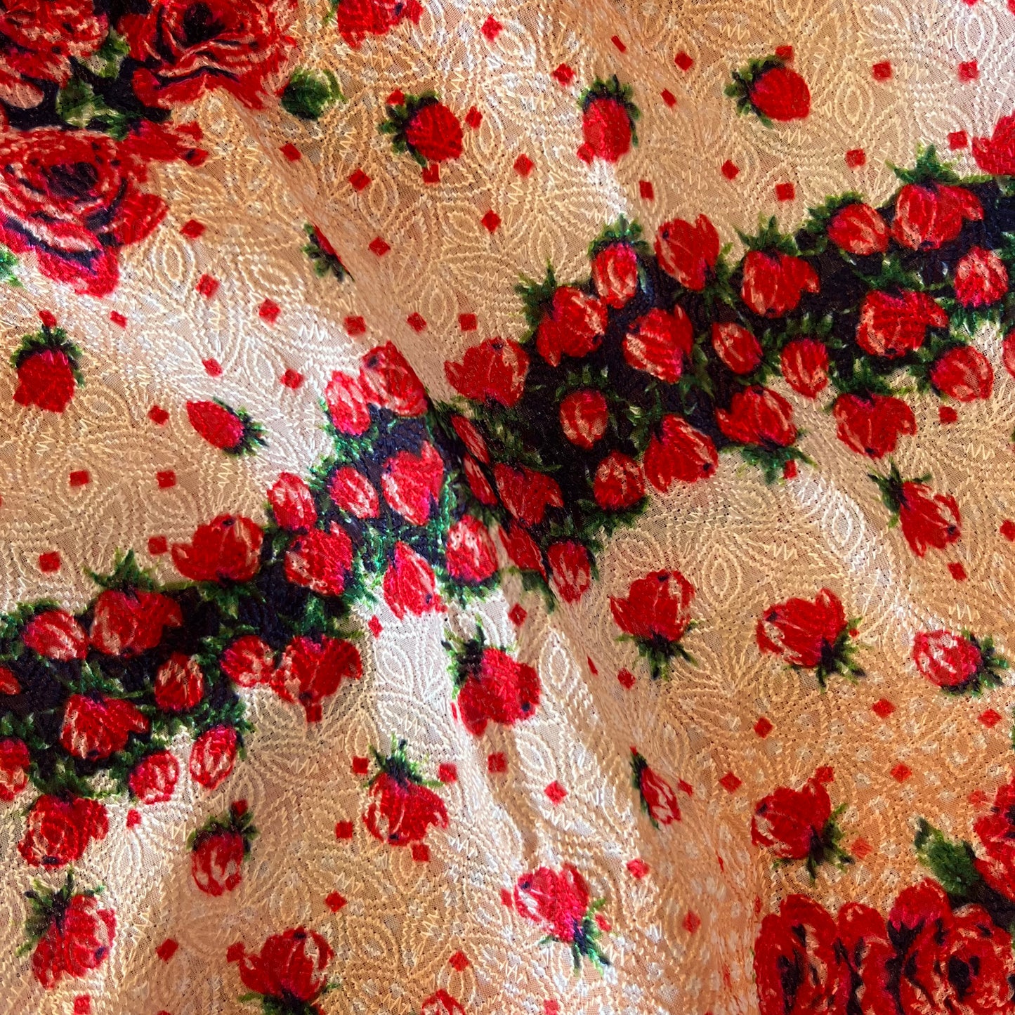 1.3m Falling Roses Embroidered Polyester
