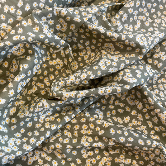 Scattered sage daisy cotton shirting