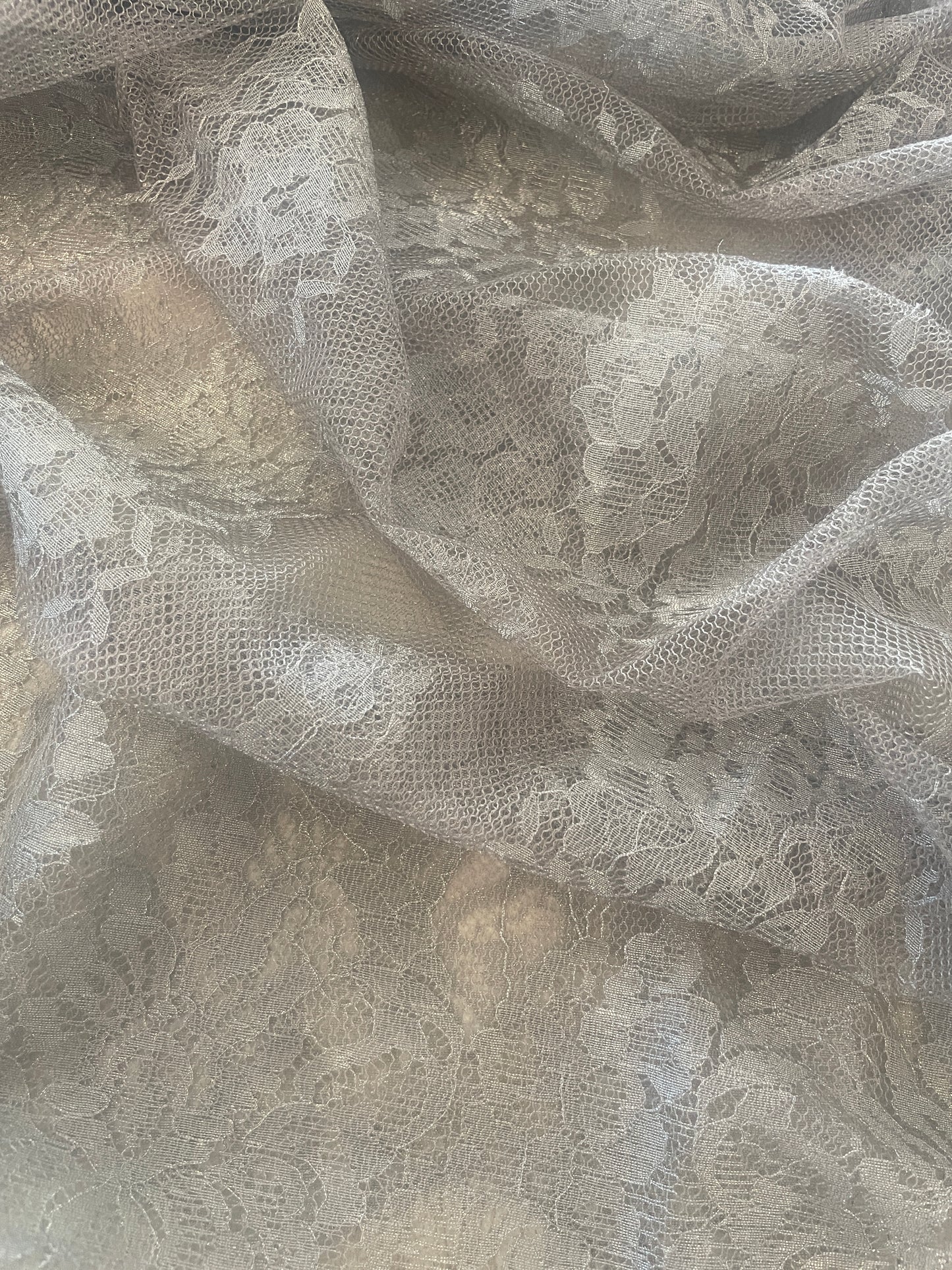 2.85m silver lurex French Chantilly lace