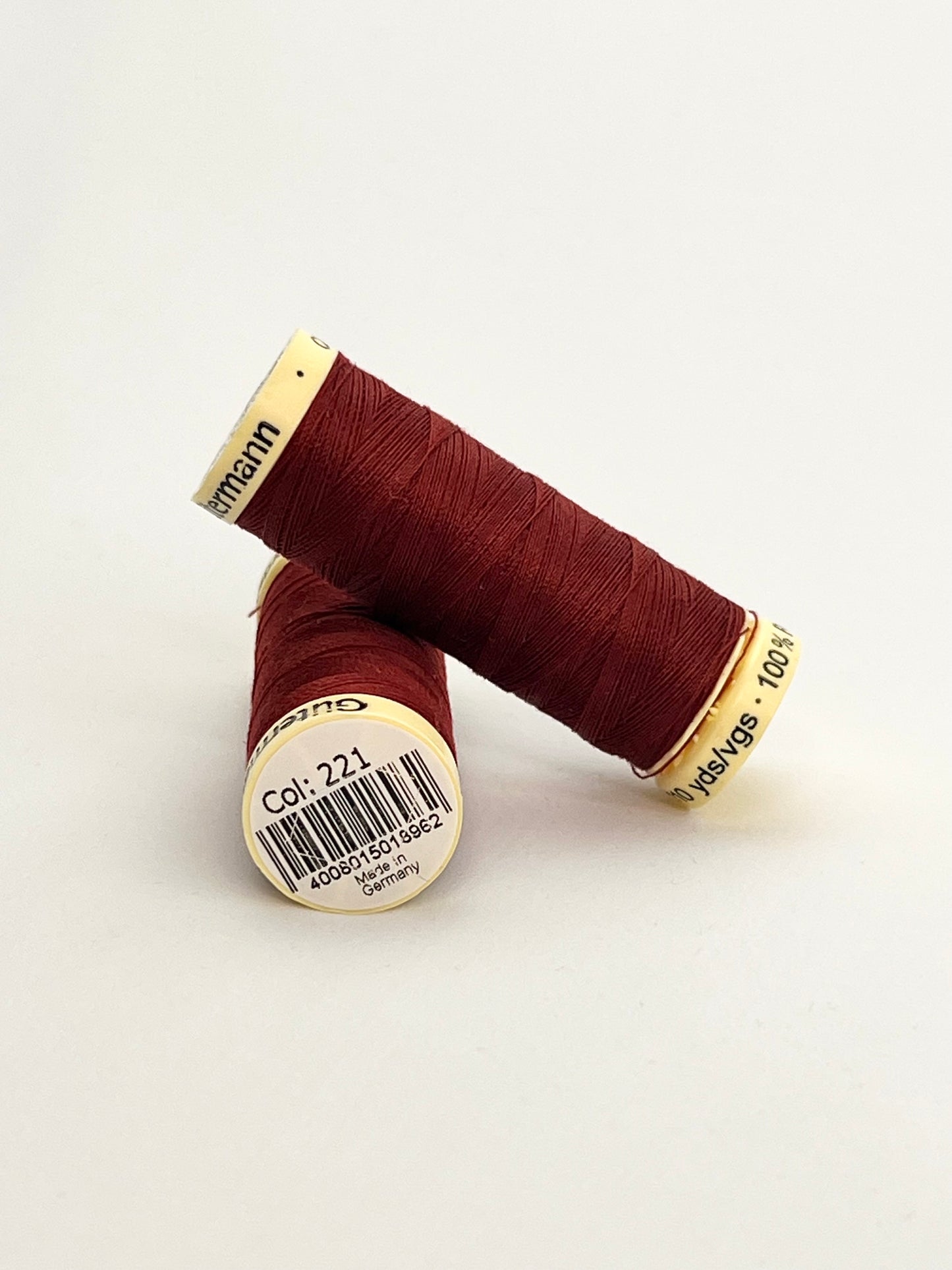 Gutermann recycled polyester thread 100m