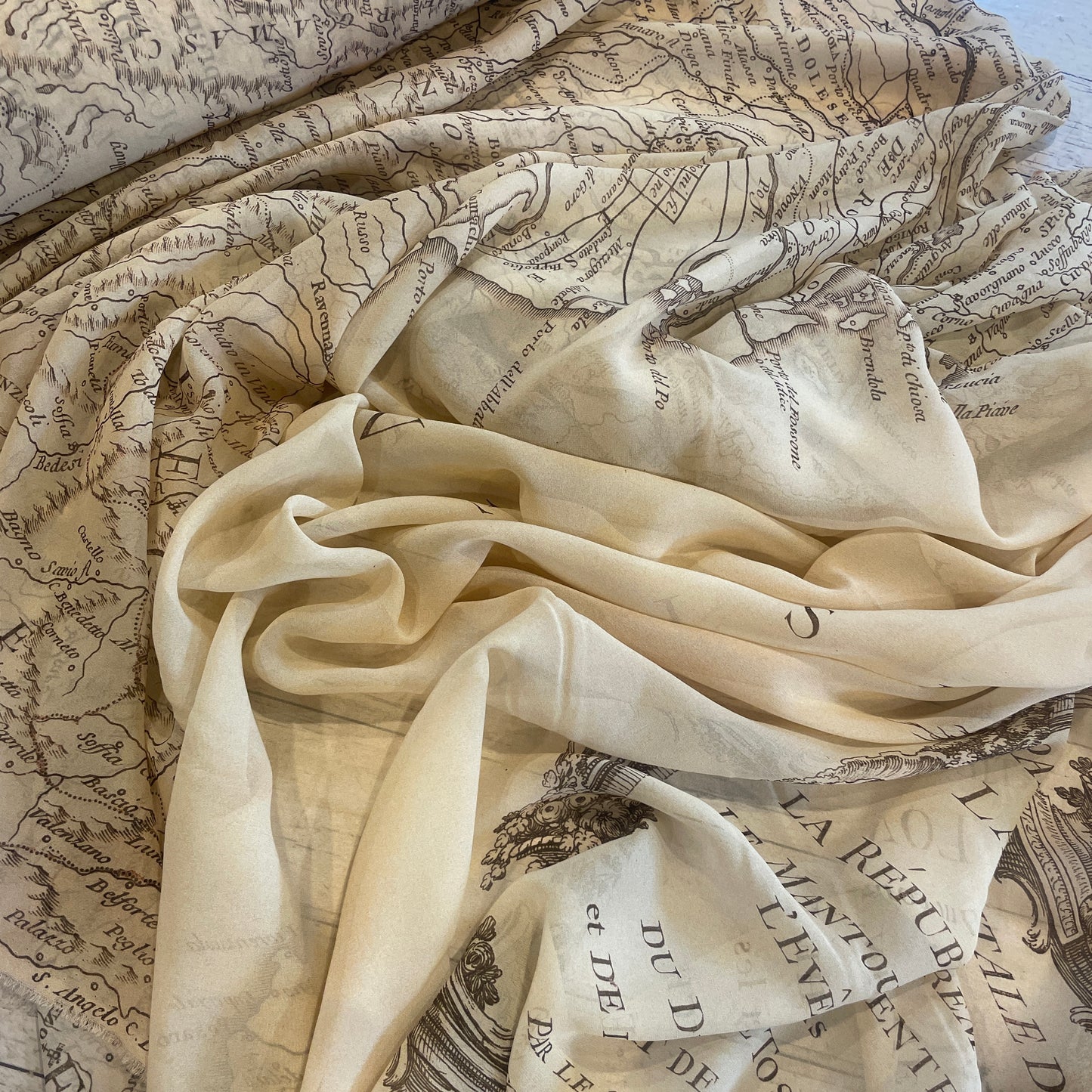 Golfe de Venise silk chiffon