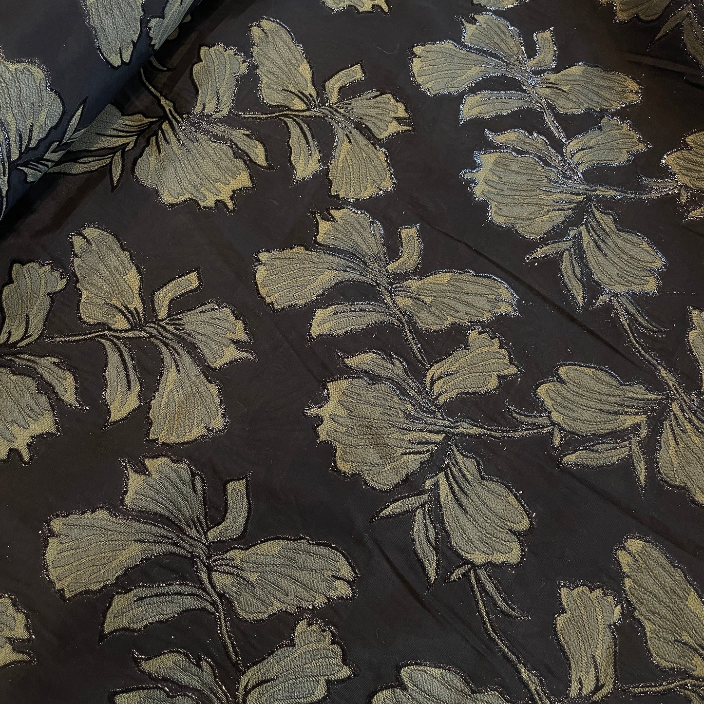 Steel magnolia Olive cloque double organza