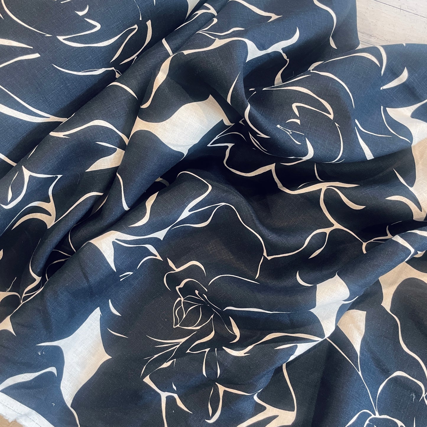 Amalfi bloom linen