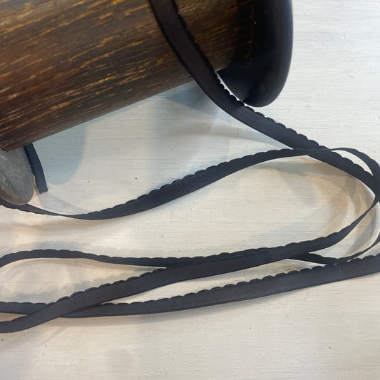 Black 10mm Plush Picot Elastic