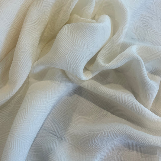 Deco lines jacquard cream silk crepe de chine