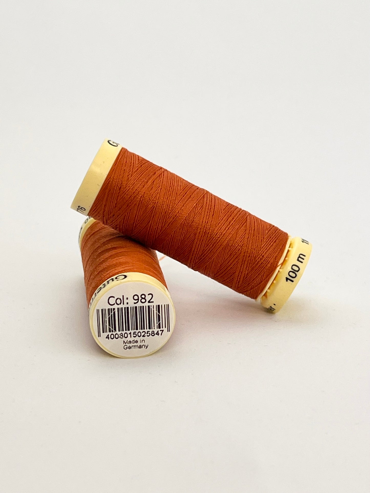 Gutermann recycled polyester thread 100m