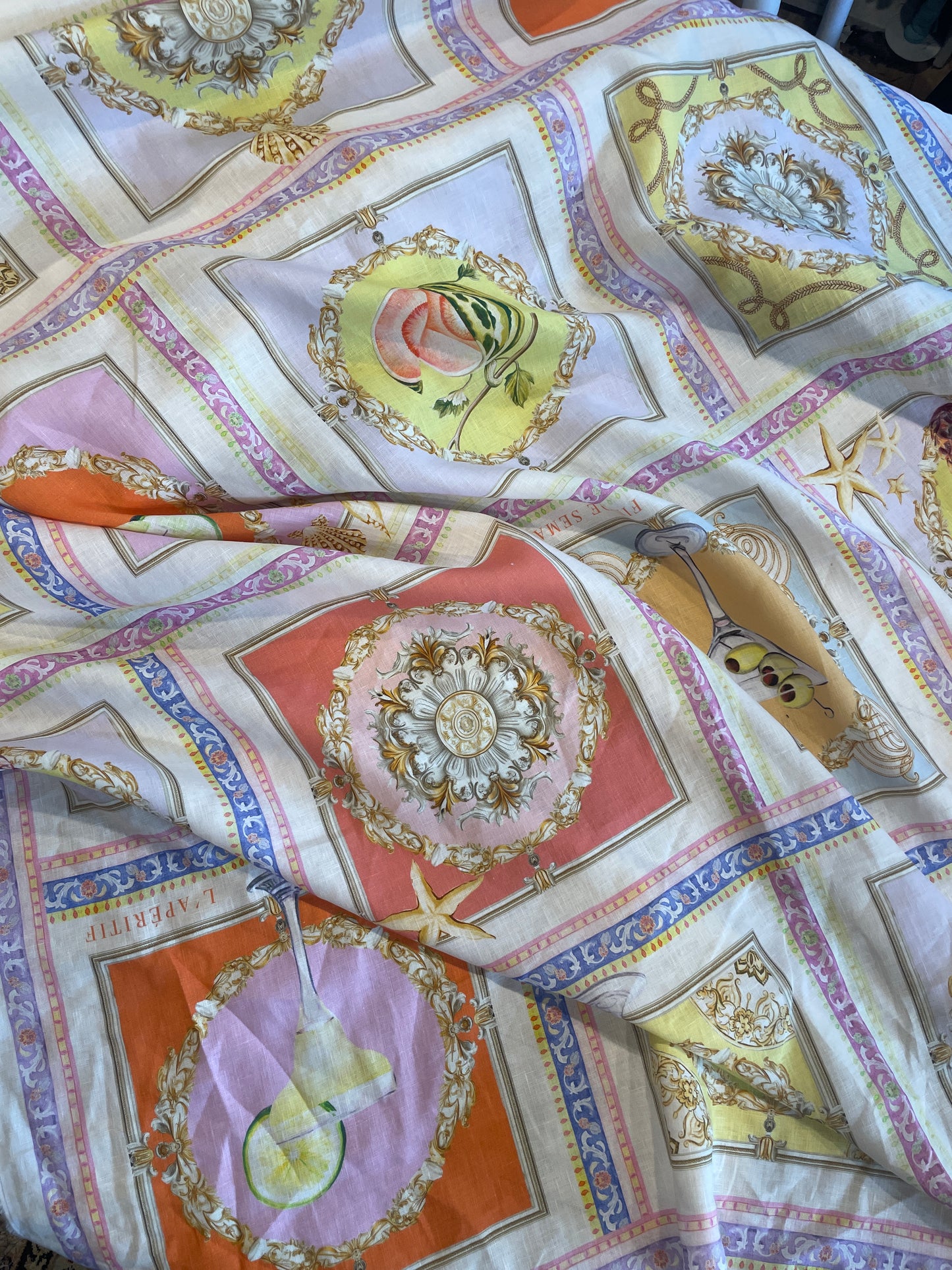 Riviera cocktails linen