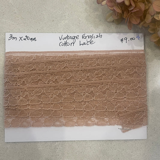 3m vintage English cotton lace #75