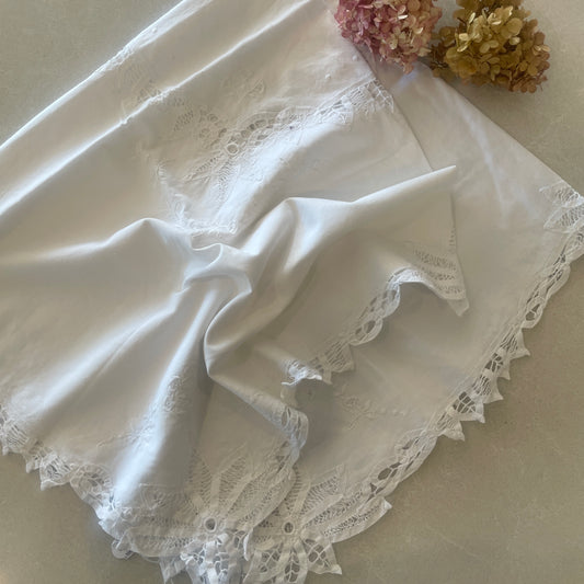 90cm square tea cloth
