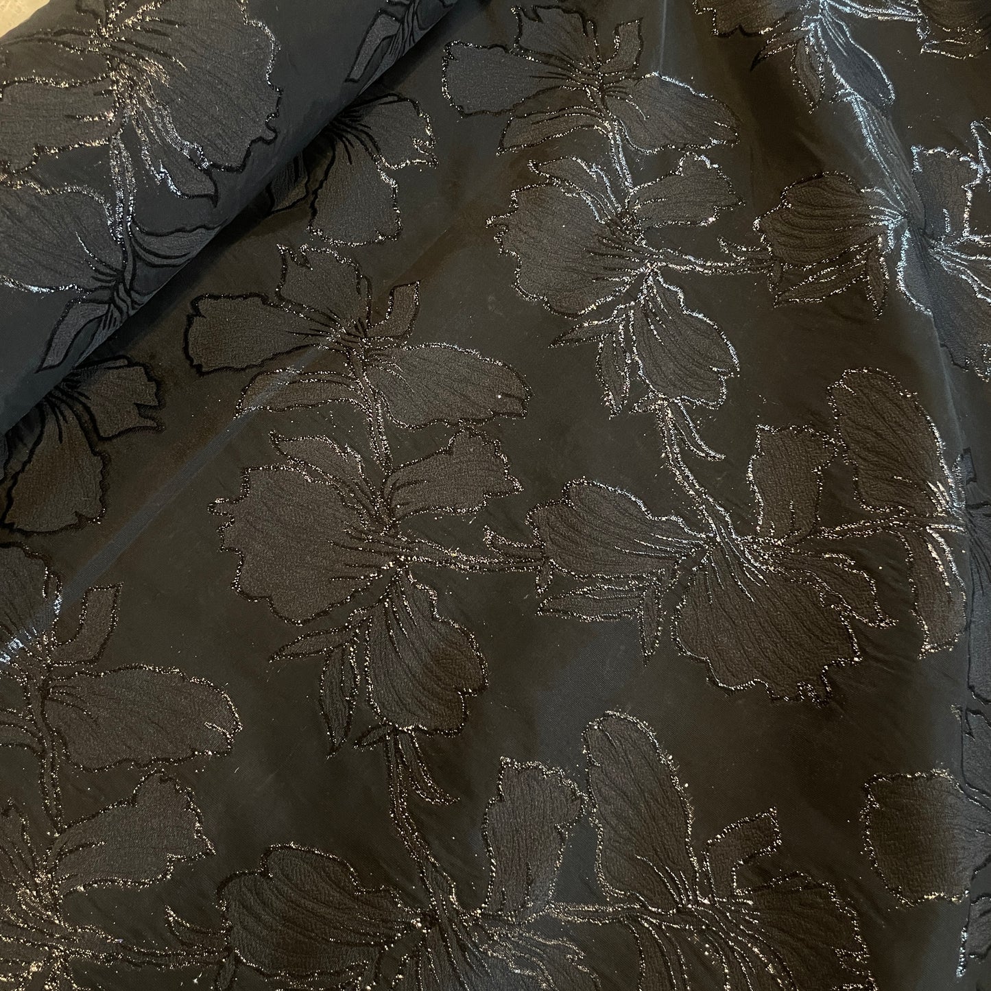 Steel magnolia black cloque double organza
