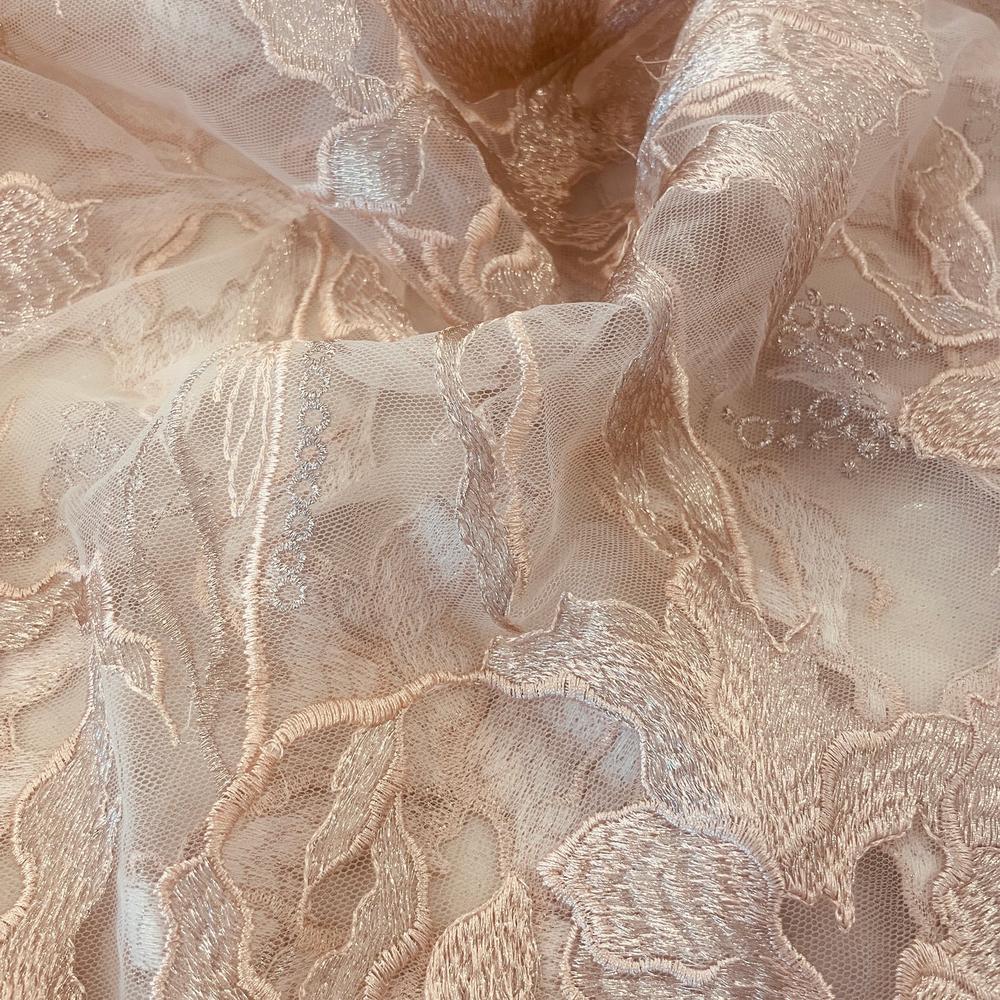 1.4m dusty pink metallic embroidered tulle