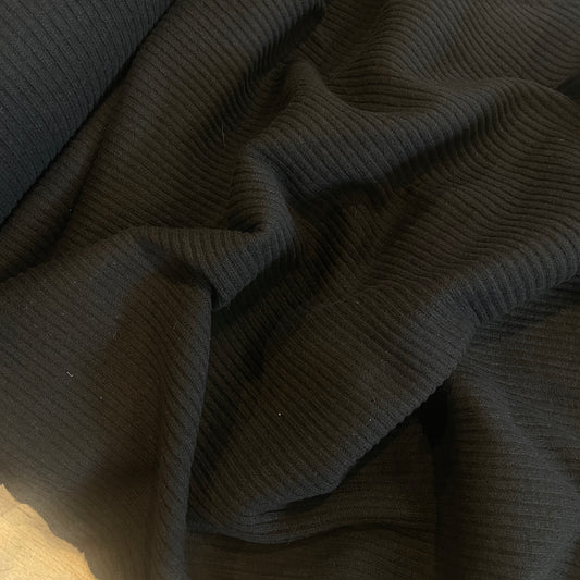 Scocia black wide rib knit