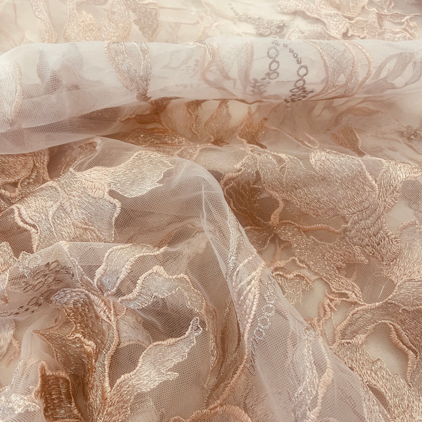 1.4m dusty pink metallic embroidered tulle