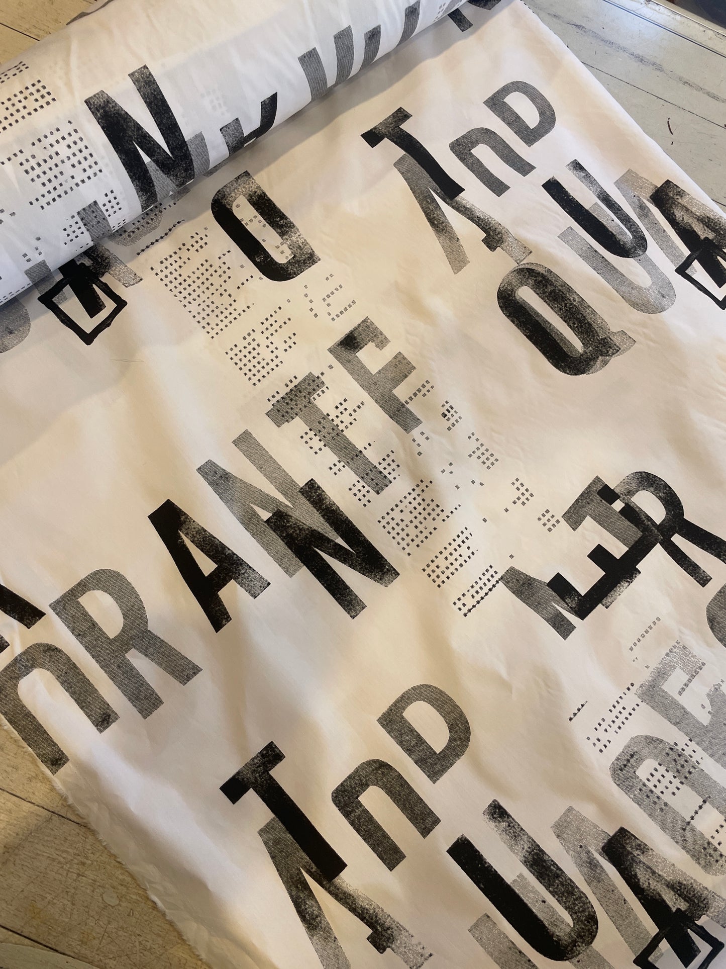 News print cotton shirting