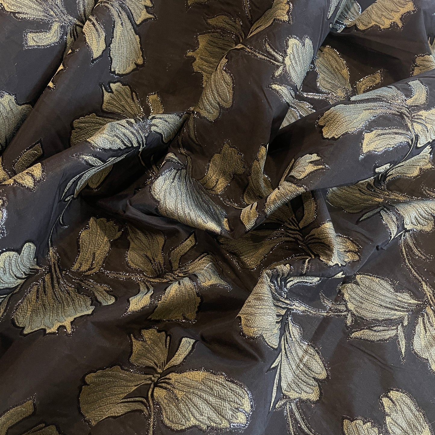 Steel magnolia Olive cloque double organza