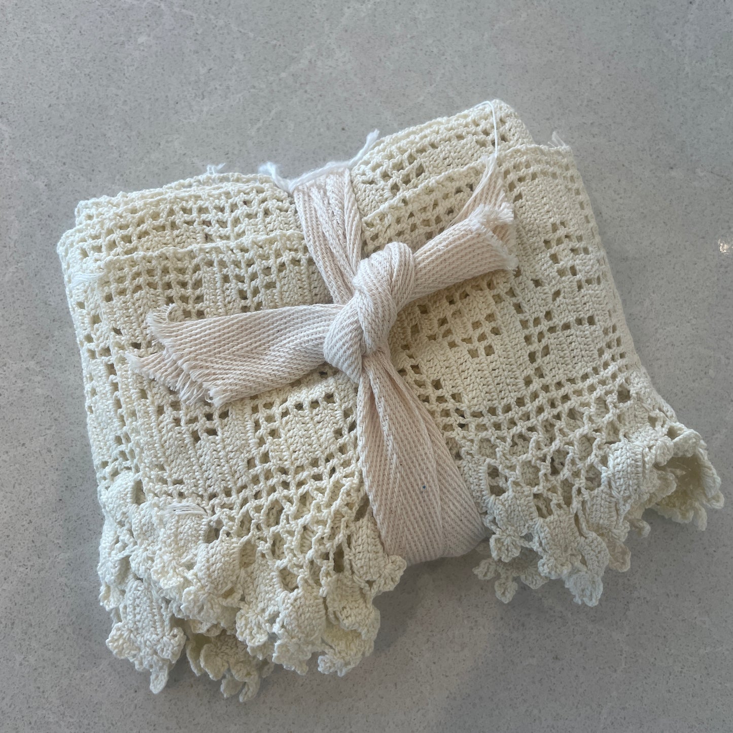 2.35m hand crochet vintage table cloth edging