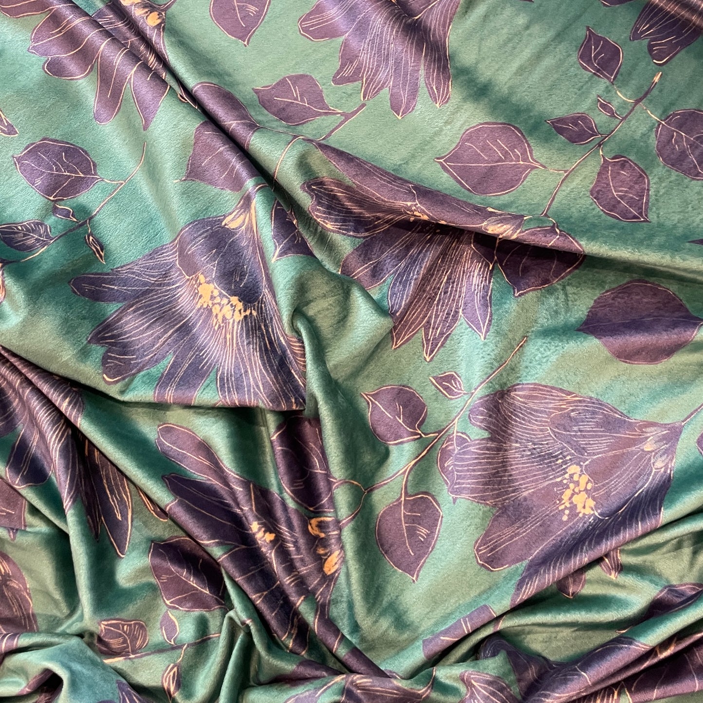 emerald stems stretch velvet