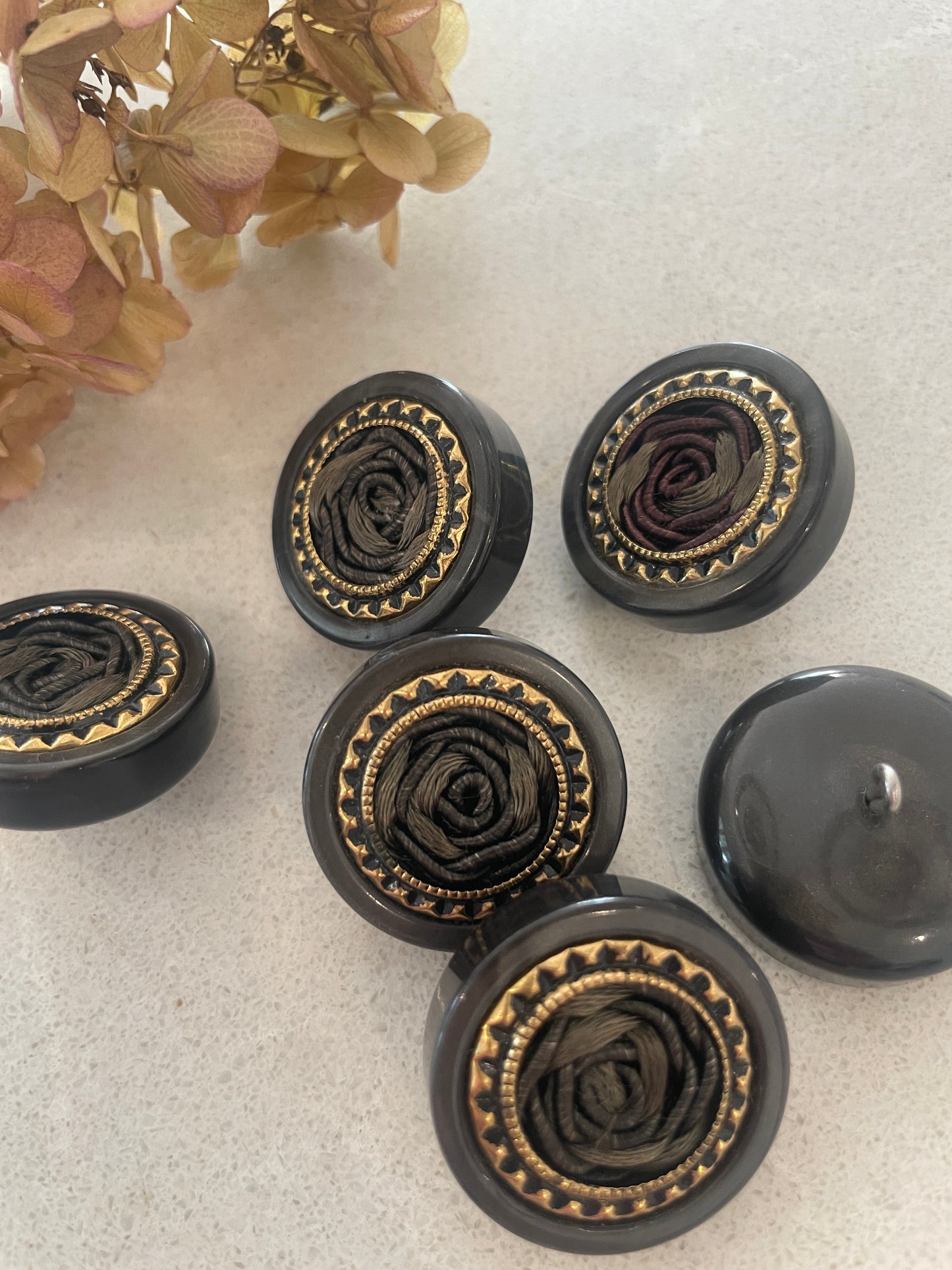 6 vintage 1940’s gathered rose detail shank buttons