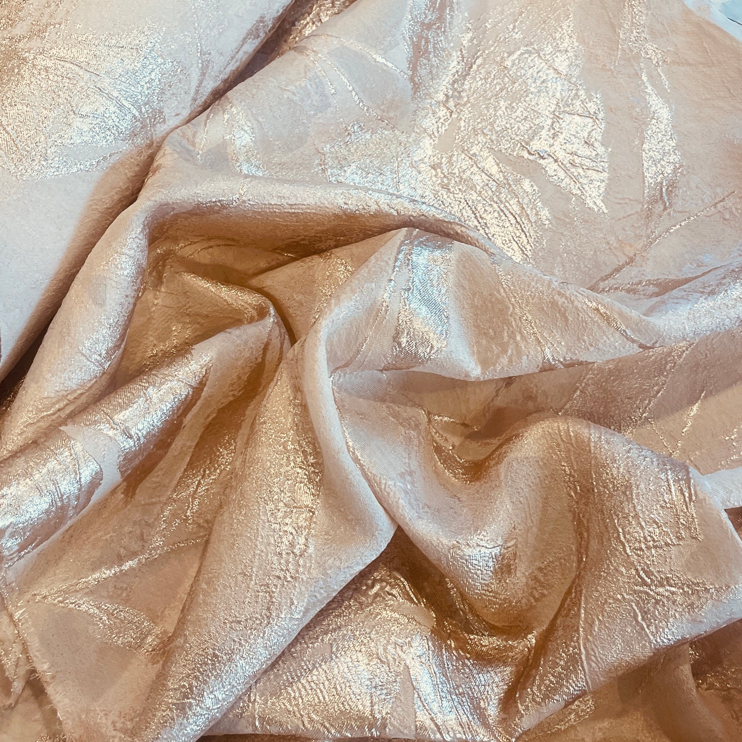 Metallic blush jacquard lightweight brocade