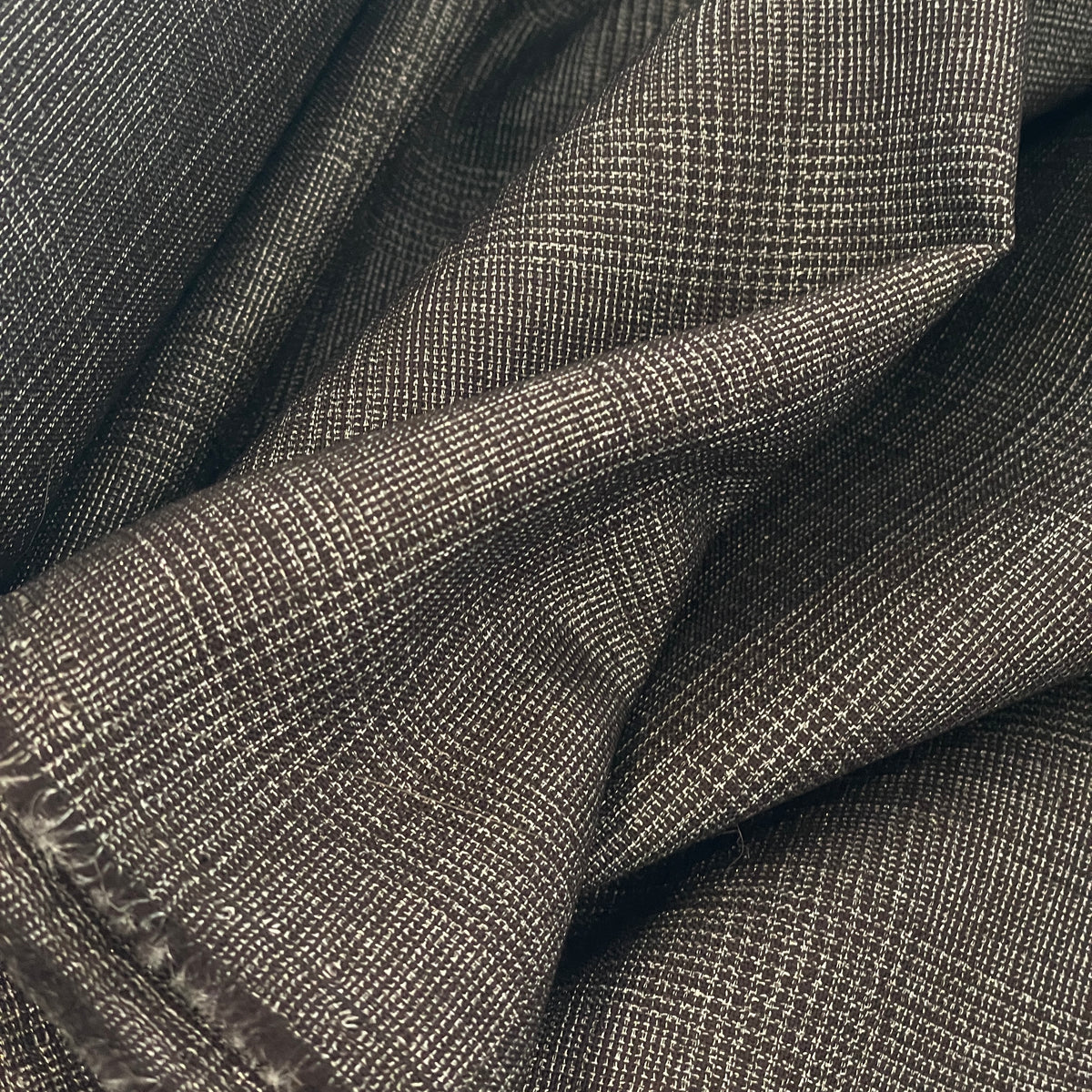 Monarch lightweight wool suiting