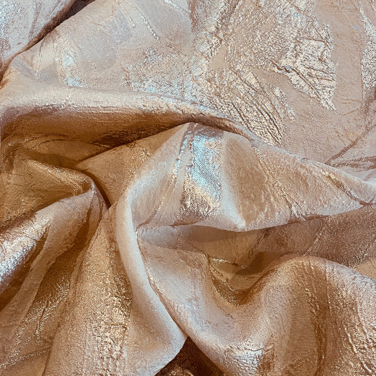 Metallic blush jacquard lightweight brocade