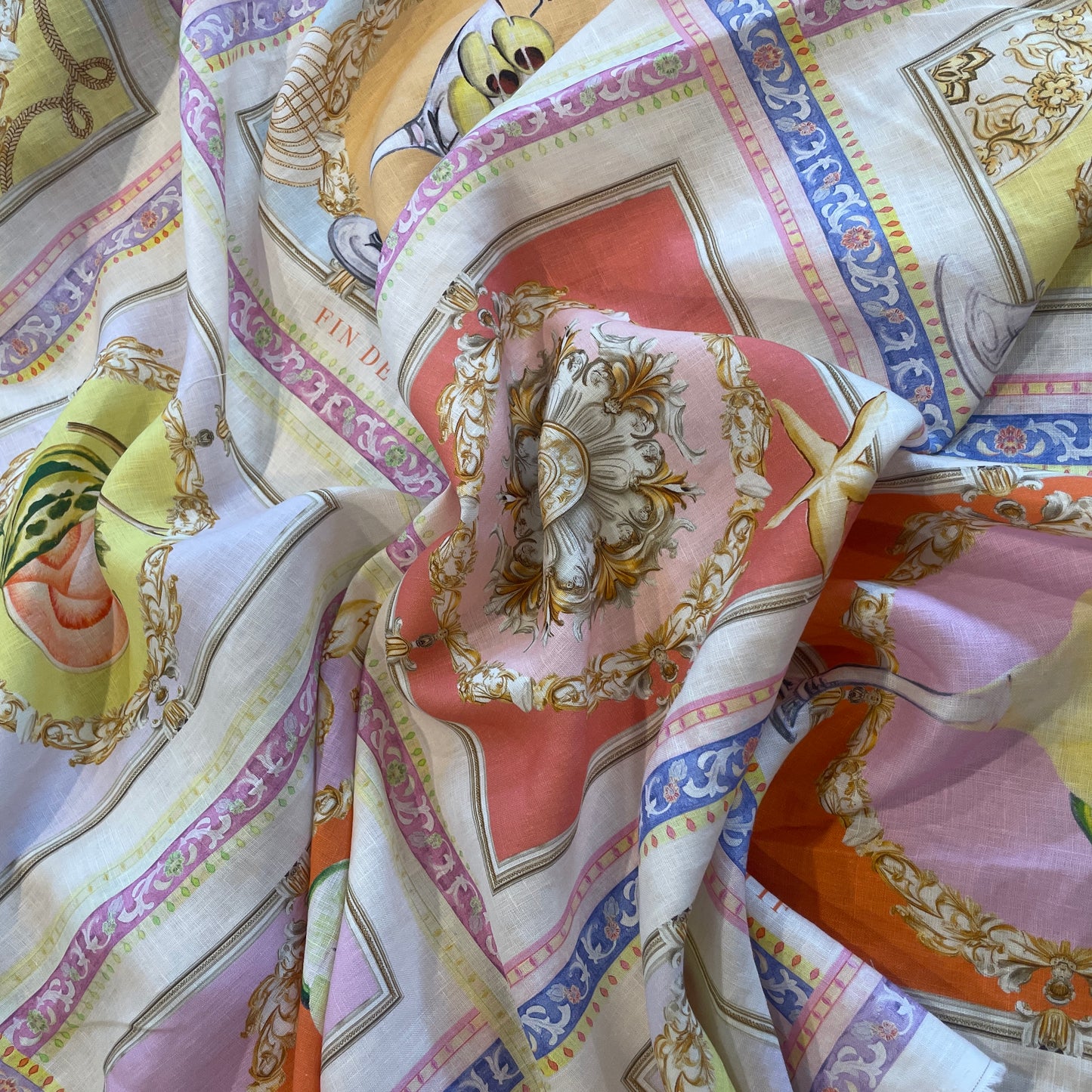 Riviera cocktails linen