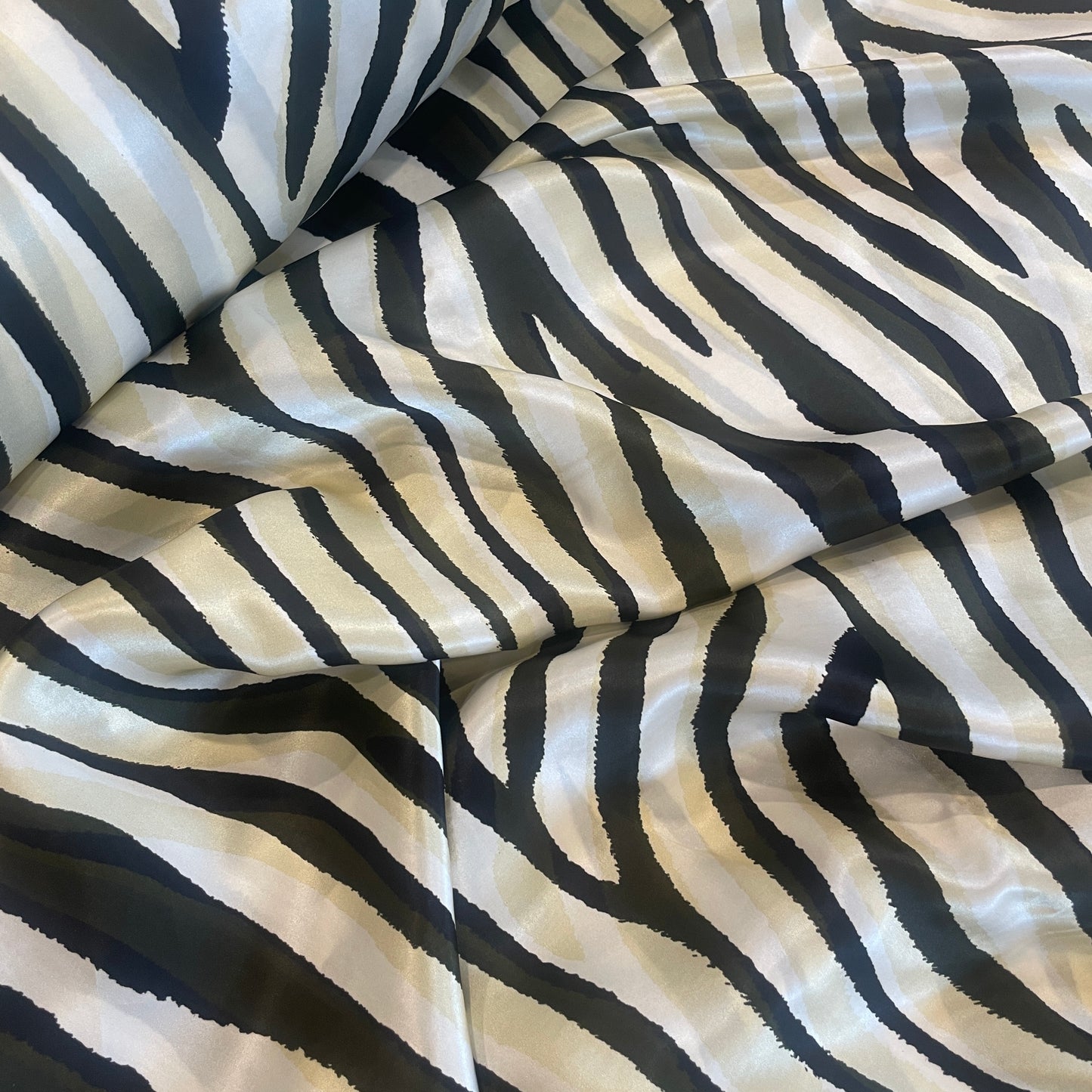 Serengeti silk viscose satin