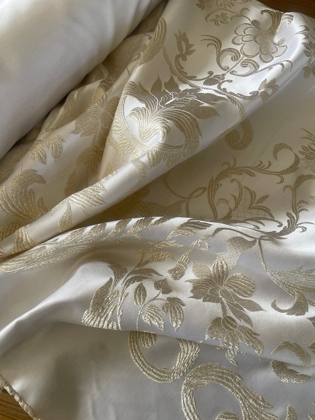 Guilded age lurex brocade