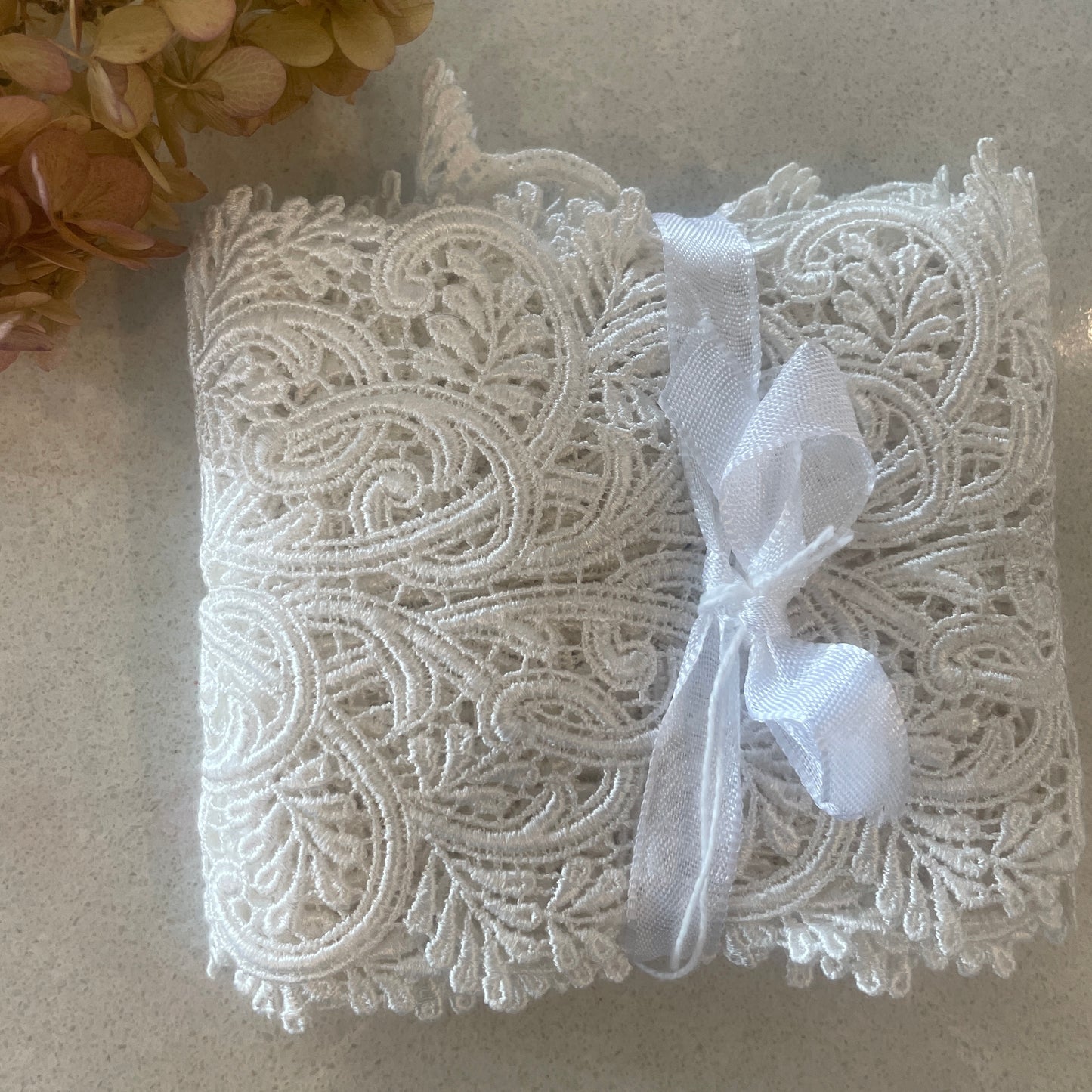 1.7m vintage rayon guipure lace