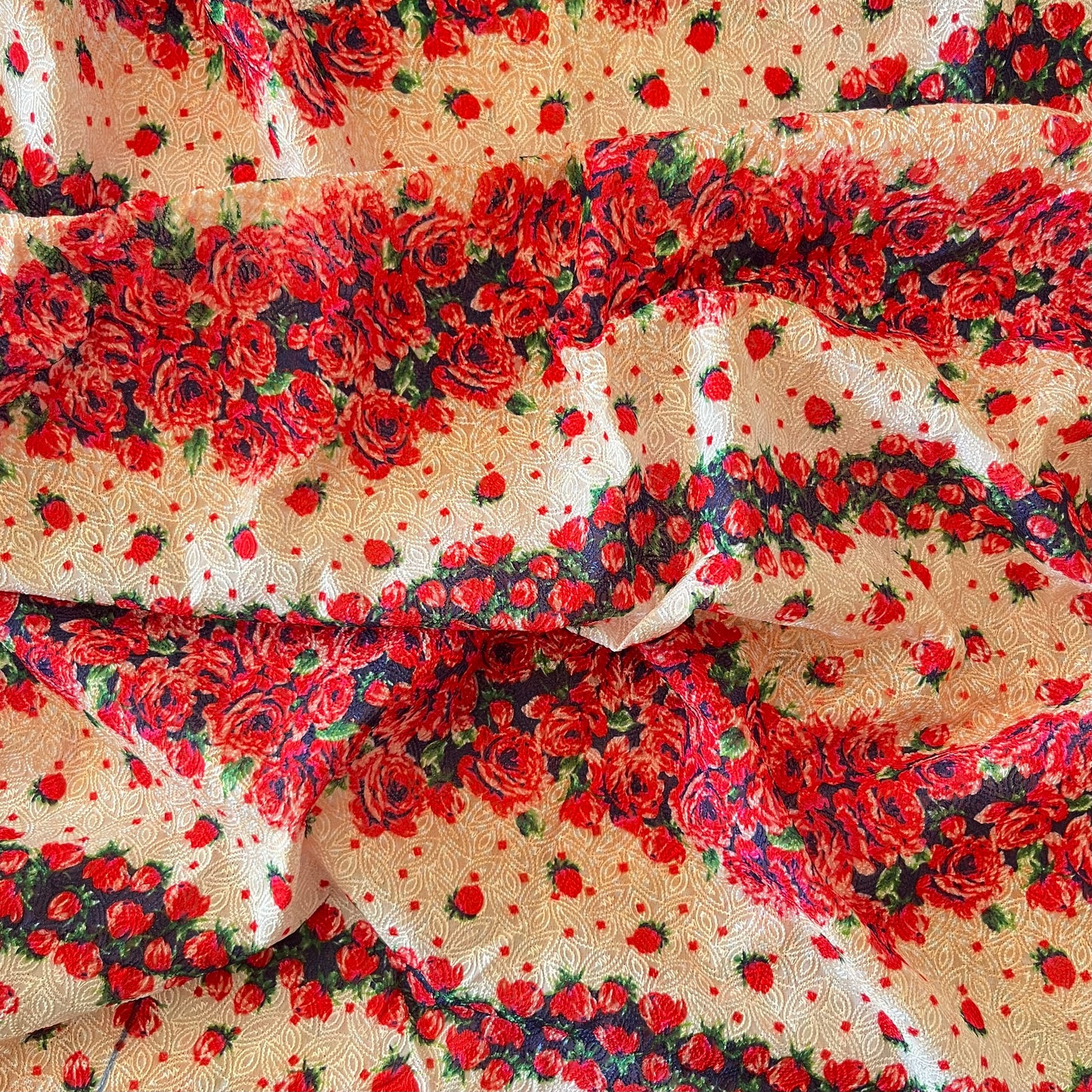 1.3m Falling Roses Embroidered Polyester