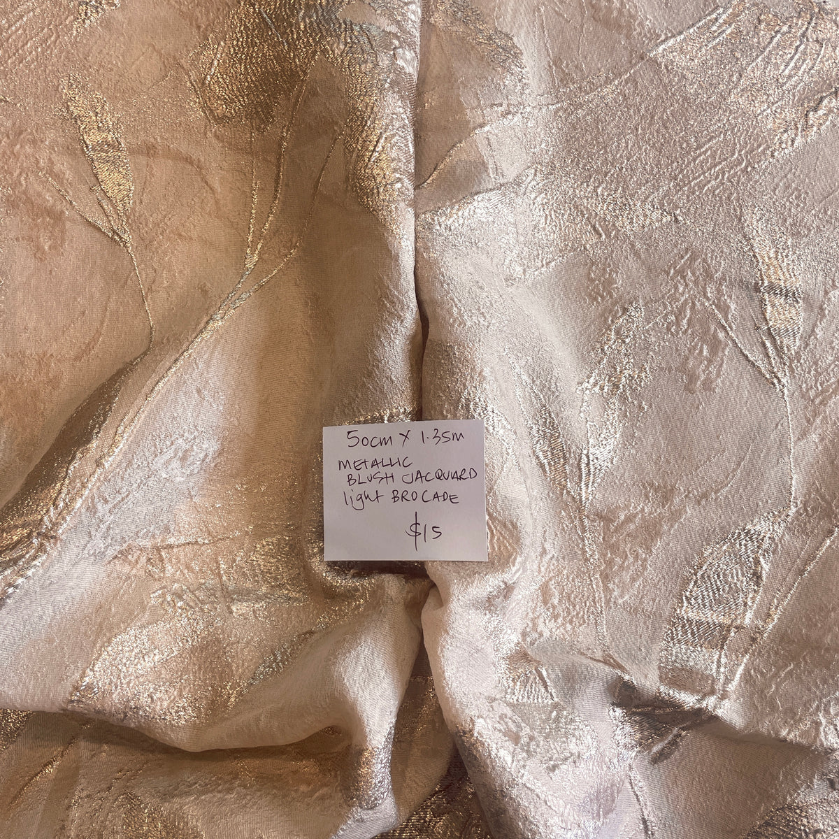 50 cm metallic blush jacquard brocade