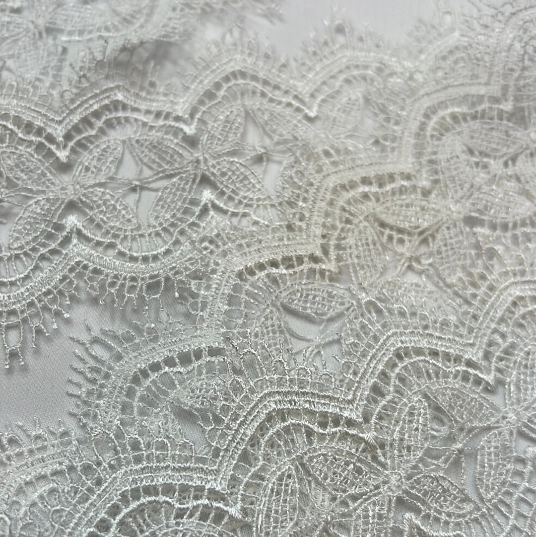 Isla Delicate Guipure Lace Trim