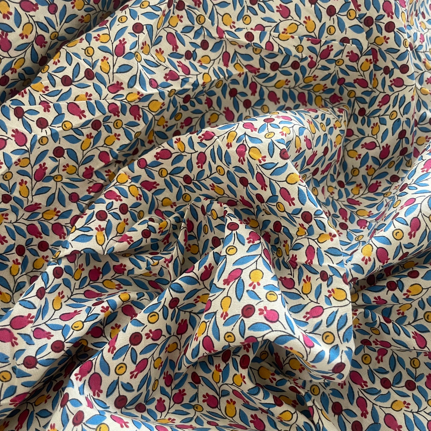 Garland floral cotton lawn