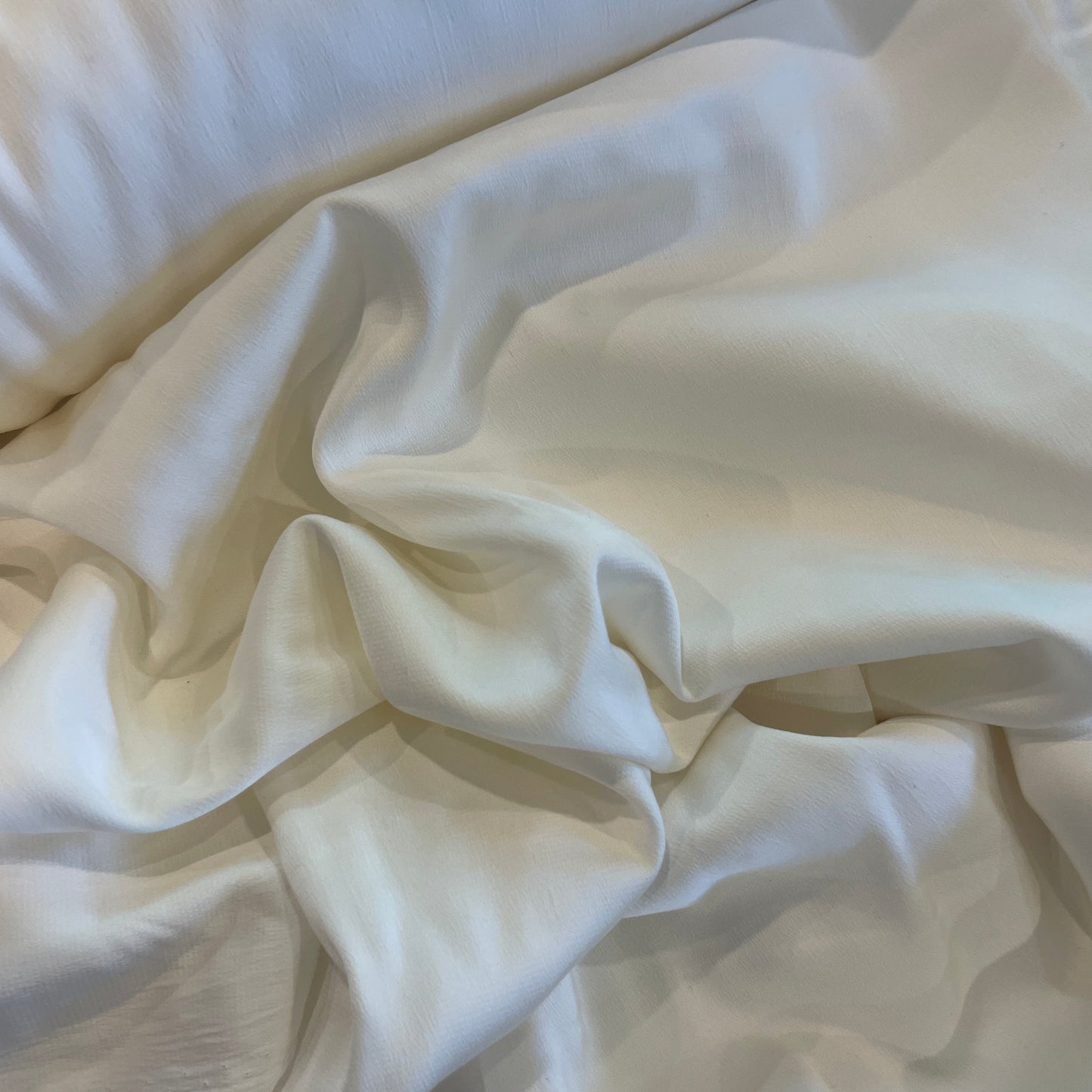 Ivory luxe drape de lustred stretch viscose satin