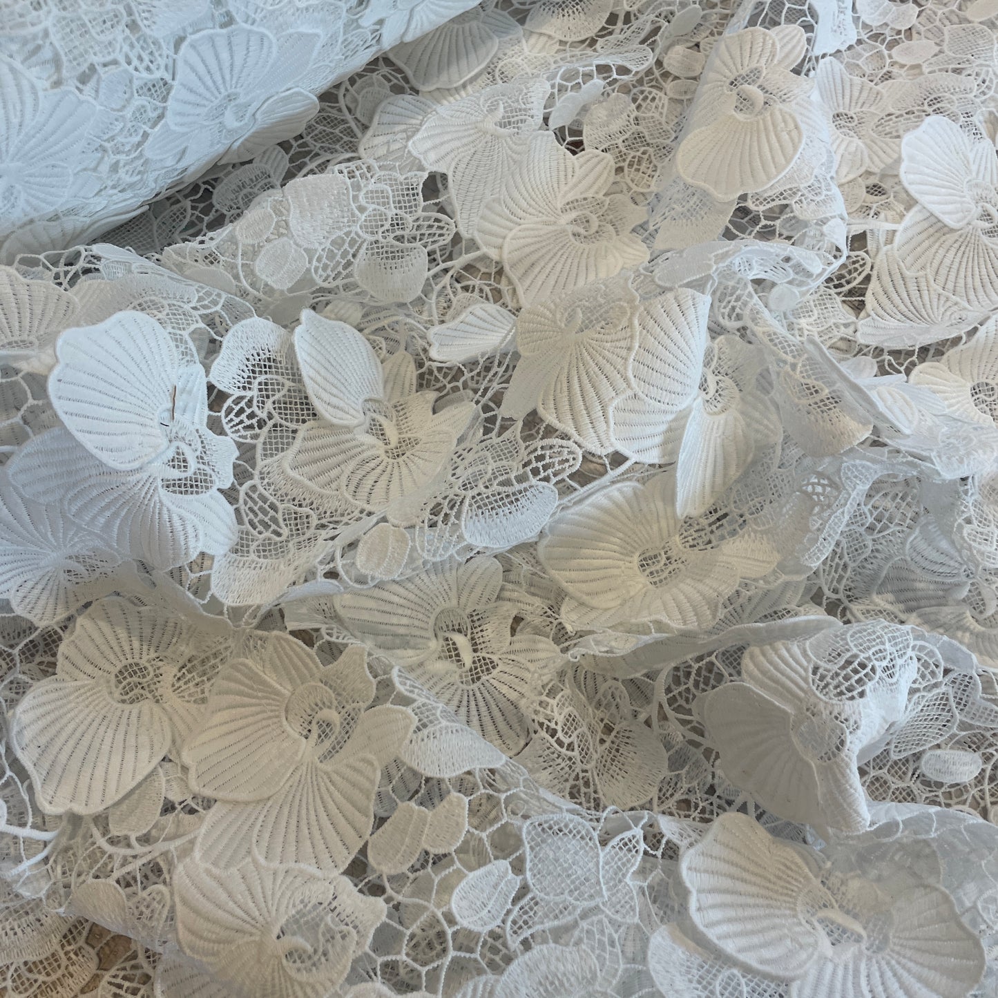 Eloise 3D guipure lace