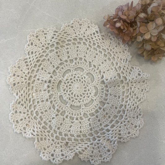vintage beige crochet doily #18