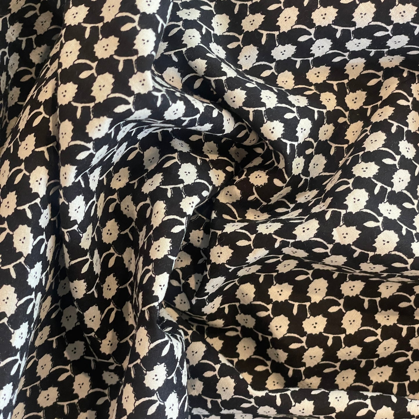 Micro poppies cotton shirting