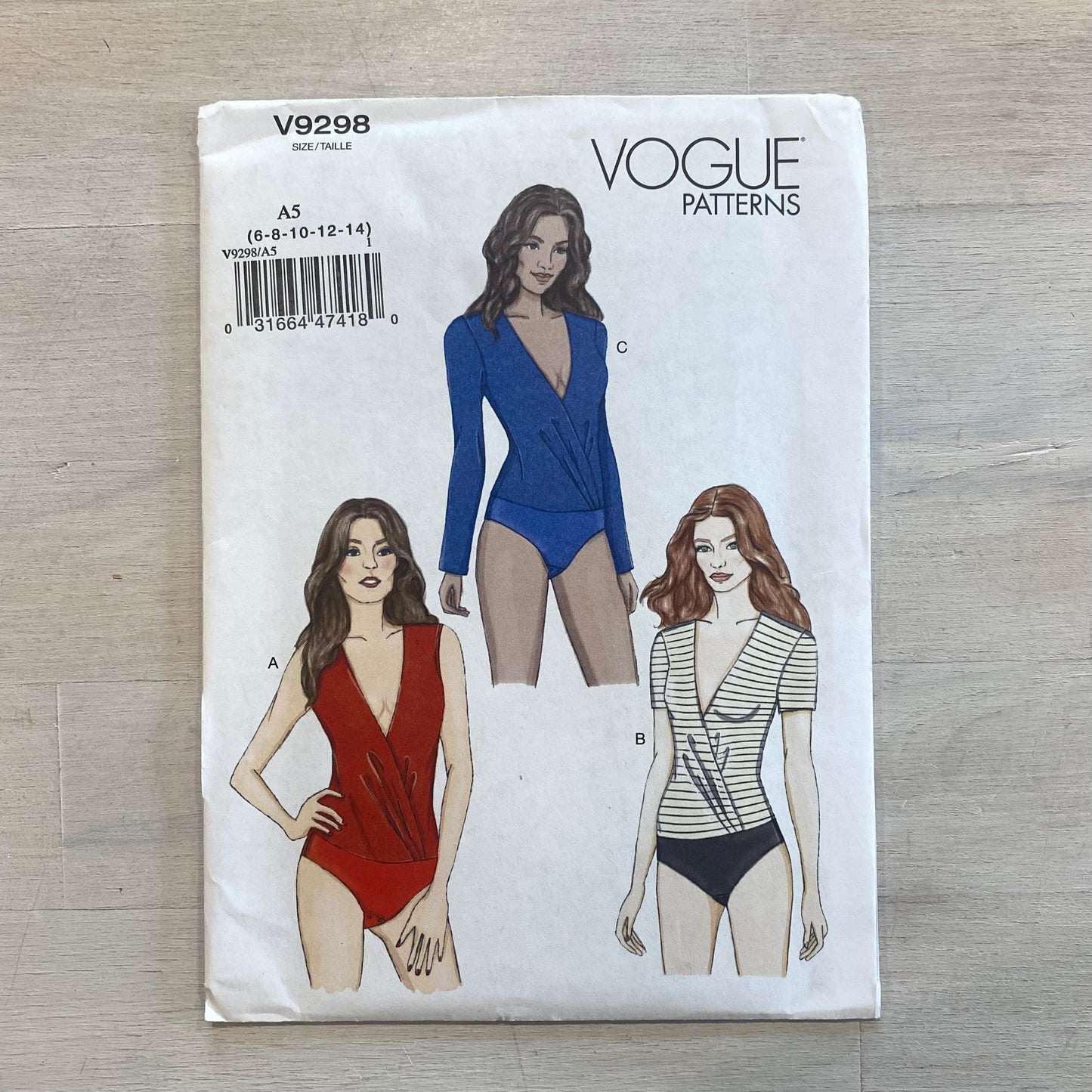 Vogue Patterns V9298