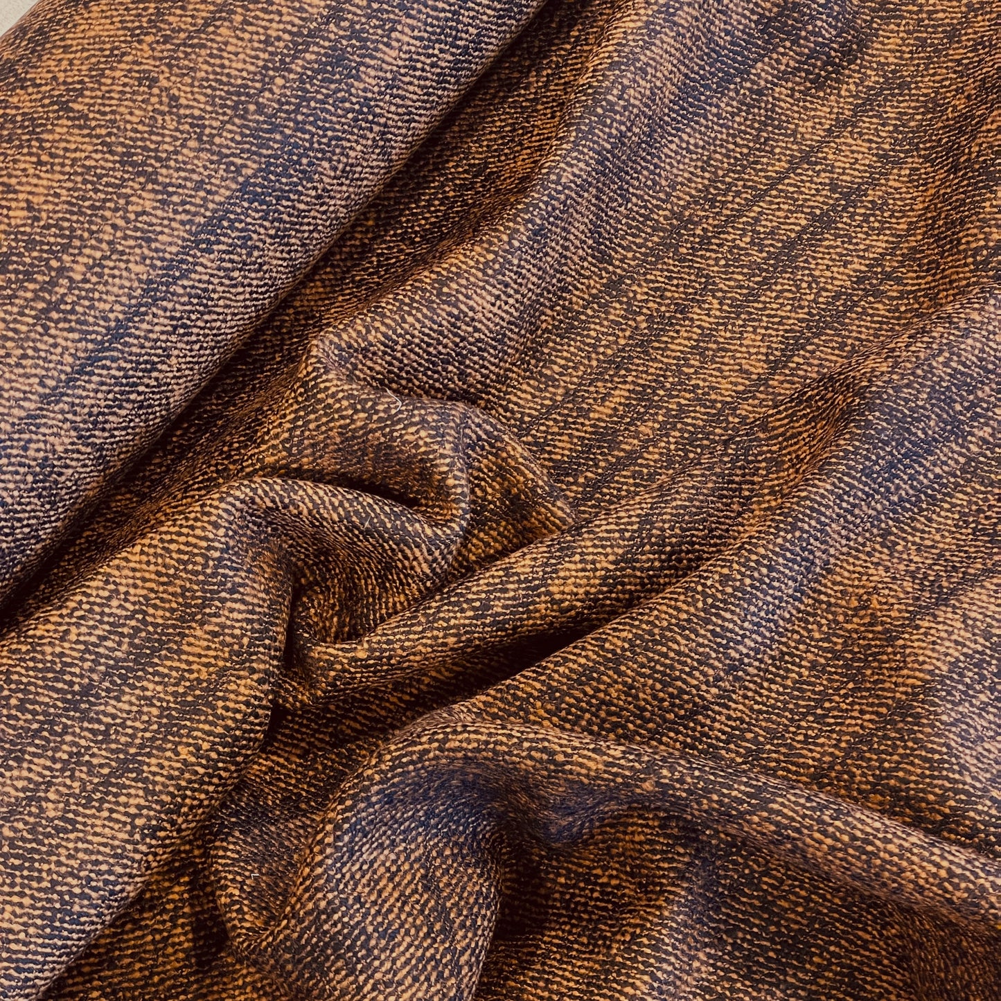 Flamed diagonal lightweight wool coating