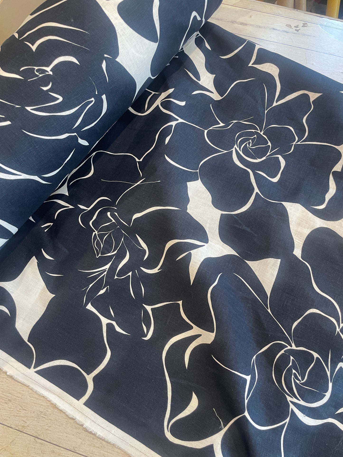 Amalfi bloom linen