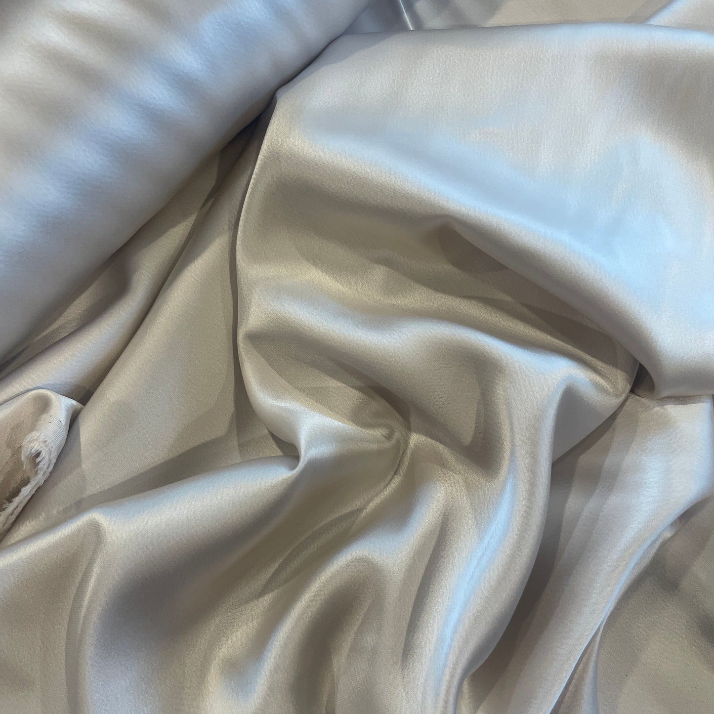 Pearl textured satin