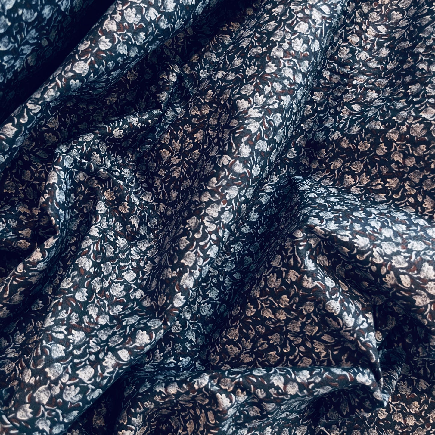 Navy ditsy floral stretch Cotton Shirting