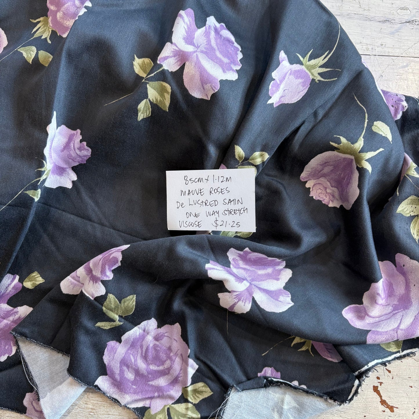 85cm Mauve Roses Delustred Satin