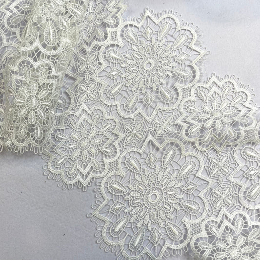 Double snowflake Trim white