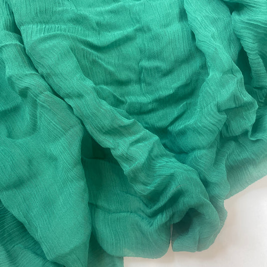 3.5 m dark emerald crinkle viscose georgette