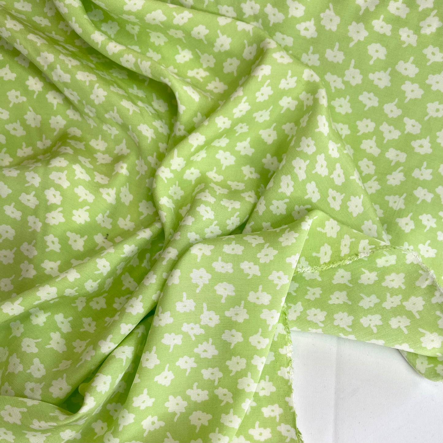 Apple Blossom Lightweight Viscose