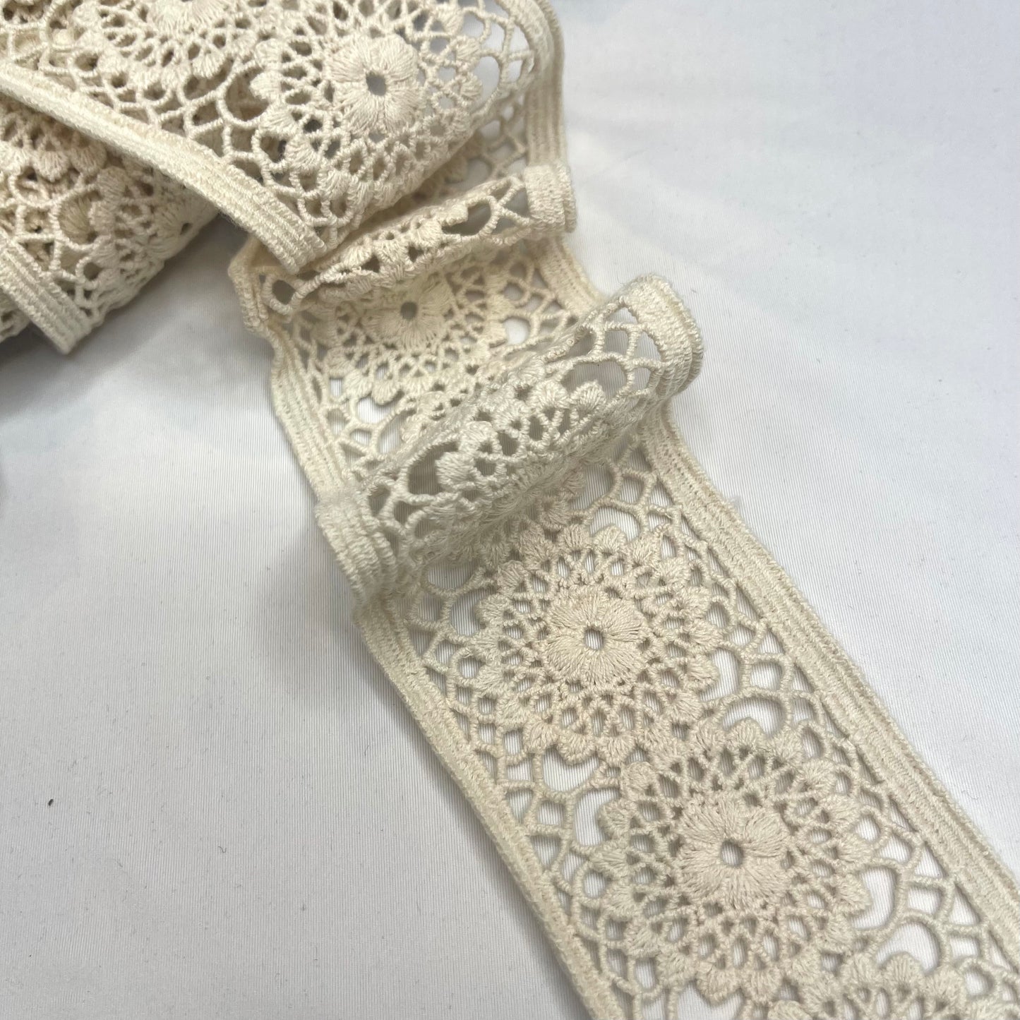 Woodstock Cream Crochet Lace