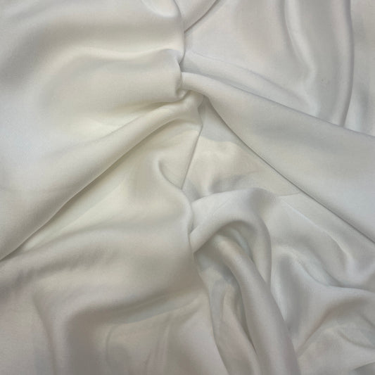 Elle pearl lightweight stretch satin